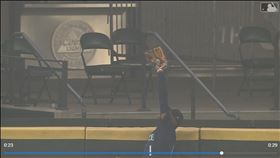 ▲水手路易斯（Kyle Lewis）沒收滿貫砲。（圖／翻攝自MLB官網）