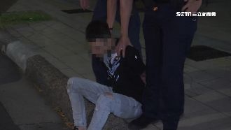 通緝犯脫鞋逃　警負重11公斤追百米