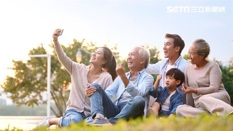 台灣之星樂齡終身吃到飽月租僅60元