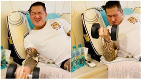 握不住啞鈴！館長「膠帶纏手」硬舉：我不會被3顆子彈打敗