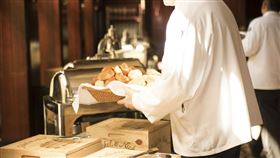 餐廳,麵包,餐飲業,服務生（示意圖／翻攝自pixabay）