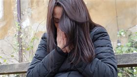 準時,死人,勞基法,單親媽(翻攝自 Pixabay)