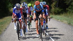 武漢肺炎衝擊產業，不過自行車產業表現亮眼，尤其電動自行車一支獨秀。（圖取自facebook.com/giantbicycles）