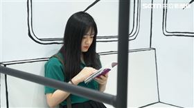 ▲ 小編身穿北一女制服　重回一日學生妹（圖／社群中心提供）