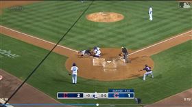 ▲小熊右外野手海伍德（Jason Heyward）雷射肩，印地安人林多（Francisco Lindor）死在本壘。（圖／翻攝自MLB官網）