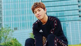 黃鴻升,小鬼,爸爸,身高／翻攝自小鬼IG