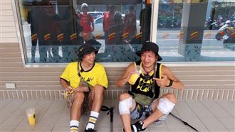 小鬼猝逝　KID崩潰急奔台北弔唁