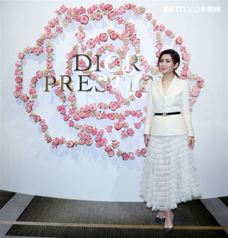 selina任家萱出席保養品發表會。（記者邱榮吉/攝影）