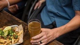 心肌梗塞,油膩,飲酒。