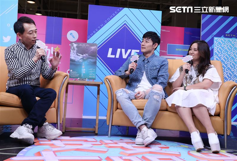 施易男、羅美玲安安大明星舞台劇宣傳。（記者邱榮吉/攝影）