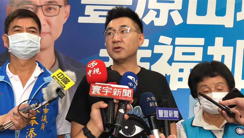 藍營討道歉吃鱉！他怒：中共才是敵人