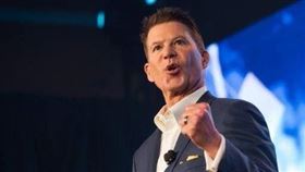 美國次卿柯拉克（Keith Krach)