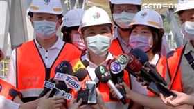 新北市長侯友宜出席安坑輕軌─安心橋全橋合龍典禮