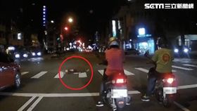 男躺馬路中／高大成授權提供