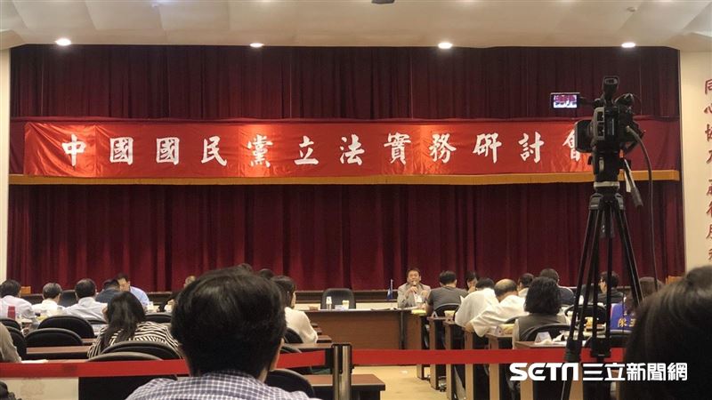 國民黨優先法案曝光！　林為洲曝這事