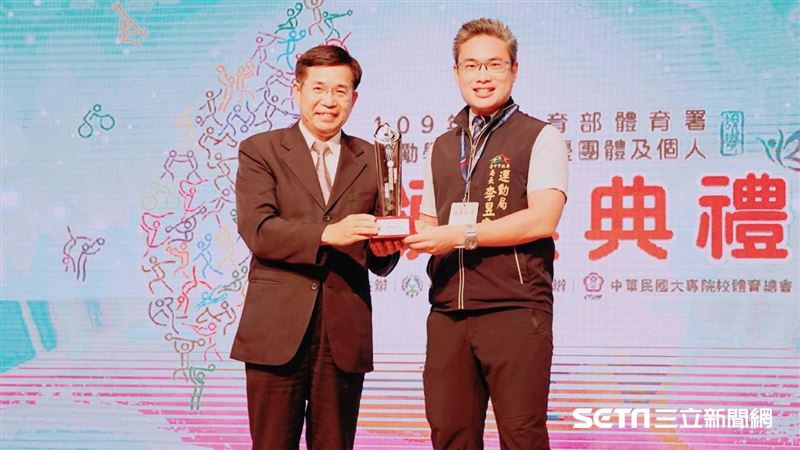 超年輕機關獲獎　中市運動局長吐心聲