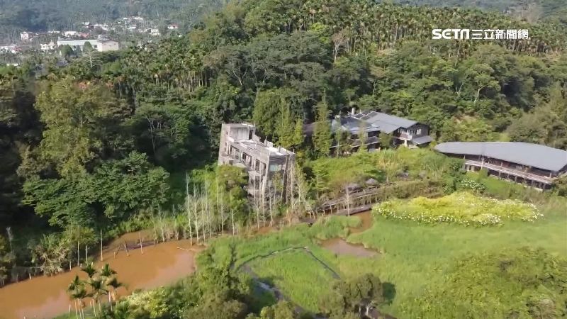 傾斜15度危樓　導遊：台灣比薩斜塔
