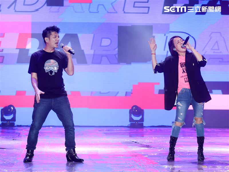 戴愛玲、荒山亮廣播金鐘彩排。（記者邱榮吉/攝影）