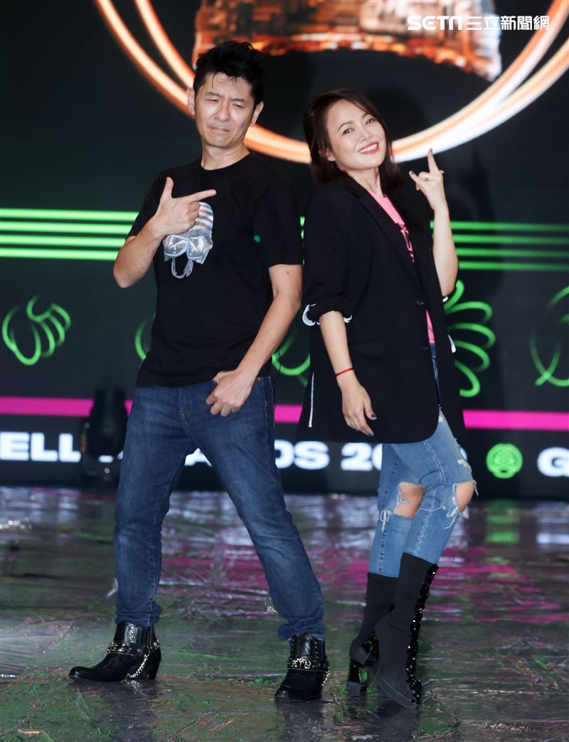 戴愛玲、荒山亮廣播金鐘彩排。（記者邱榮吉/攝影）