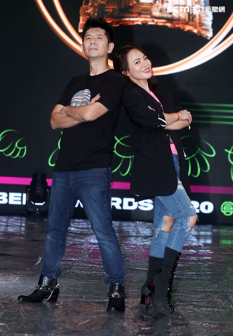 戴愛玲、荒山亮廣播金鐘彩排。（記者邱榮吉/攝影）