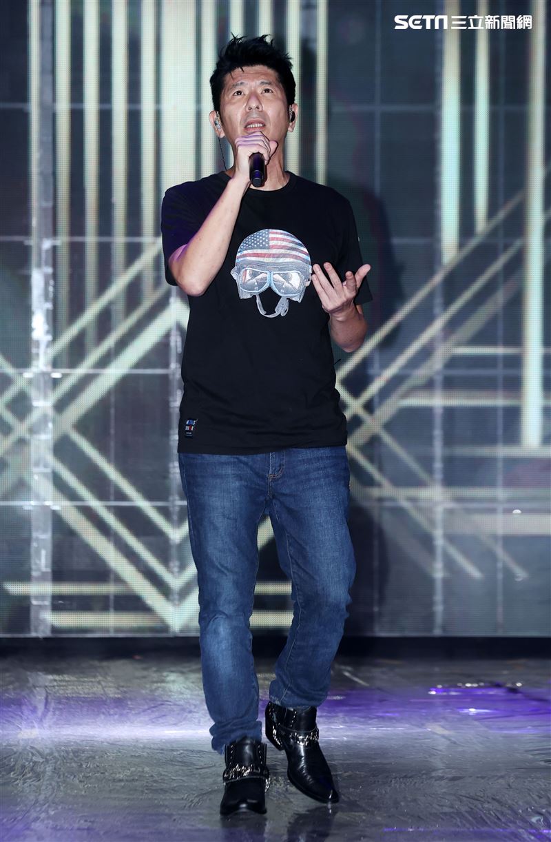 荒山亮廣播金鐘彩排。（記者邱榮吉/攝影）