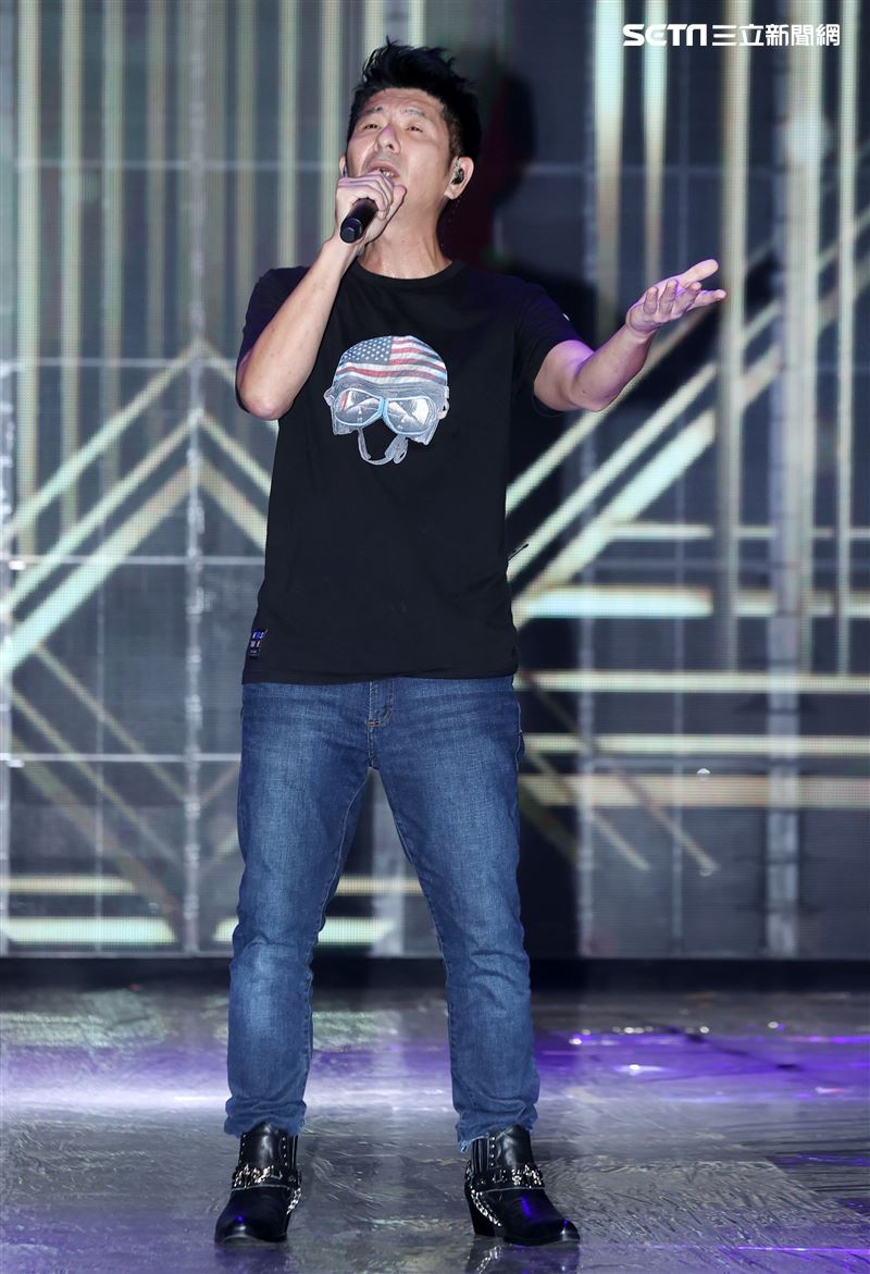 荒山亮廣播金鐘彩排。（記者邱榮吉/攝影）