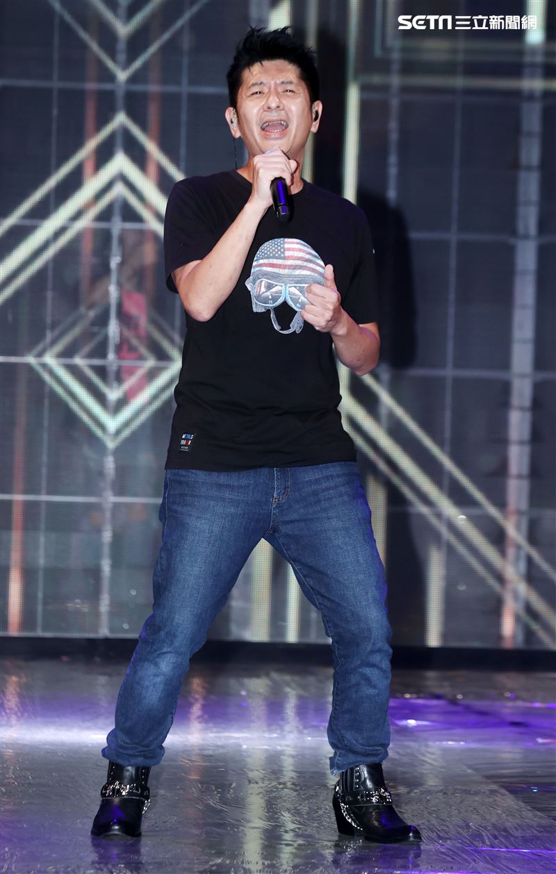 荒山亮廣播金鐘彩排。（記者邱榮吉/攝影）