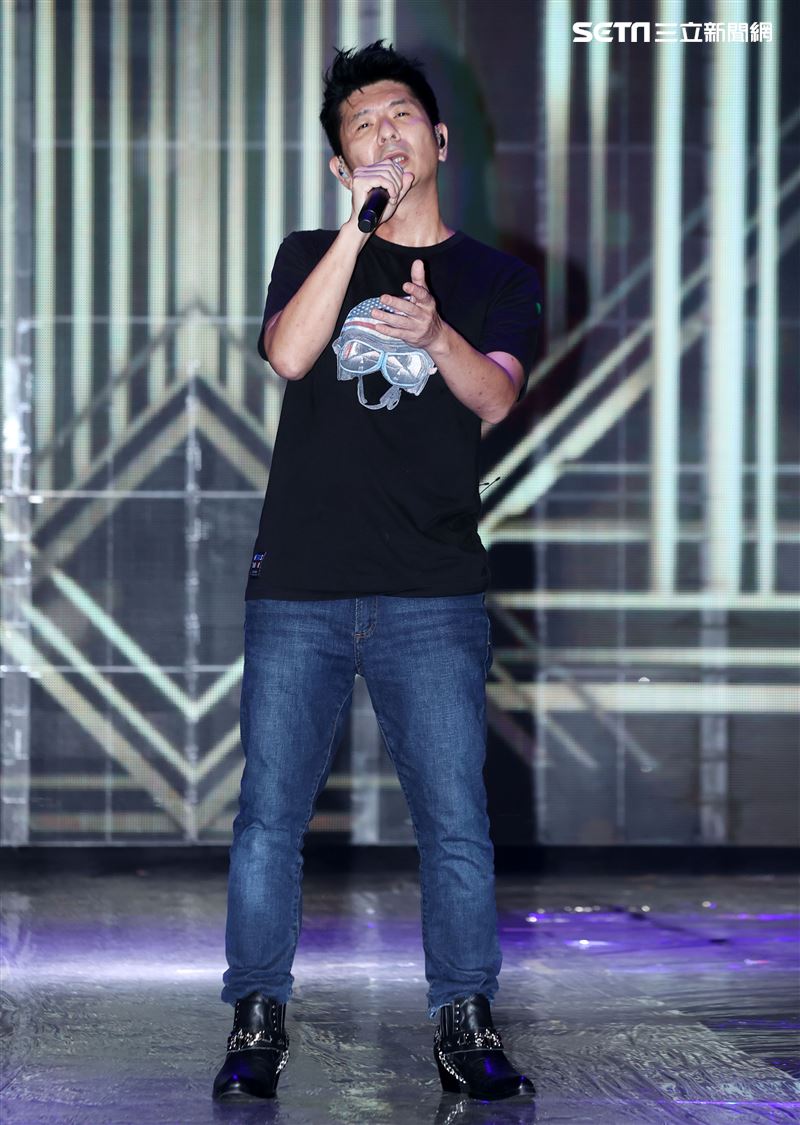 荒山亮廣播金鐘彩排。（記者邱榮吉/攝影）