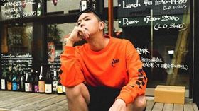 翻攝自小鬼黃鴻升臉書 ig