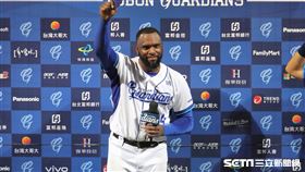 ▲富邦悍將先發投手索沙獲選單場MVP。（圖／記者劉彥池攝影）