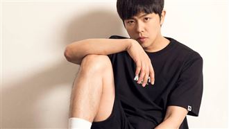 小鬼入夢緊相擁　她驚醒見蝶飛來網哭