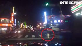 2歲童闖馬路害3機車擦撞／蘇先生授權提供