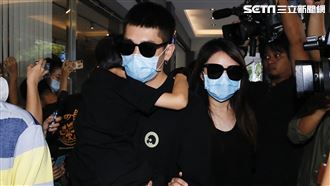 小鬼妹妹緊拉老公　這幕粉絲看完爆哭