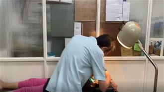 獨／外科診所聘密醫　居民爆：好久了