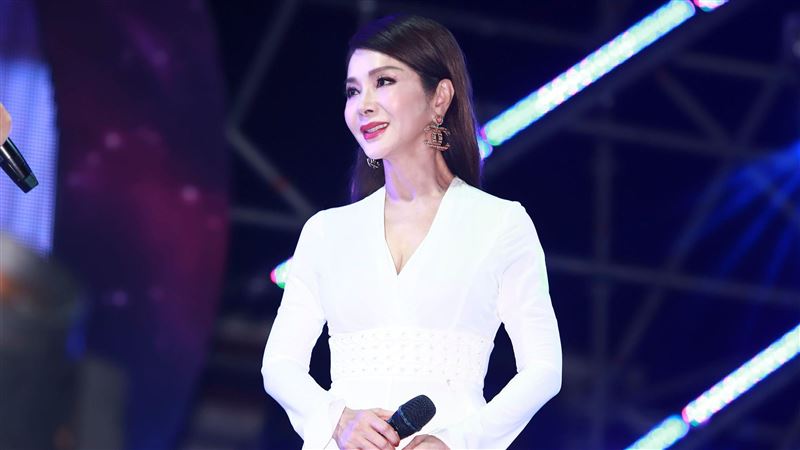 陳美鳳出外景驚見血尿　原因讓人笑噴