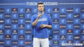 ▲富邦悍將先發投手羅力獲選單場最有價值球員。（圖／記者劉彥池攝影）