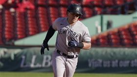 ▲洋基一壘手沃特（Luke Voit）敲出本季第21轟。（圖／美聯社／達志影像）