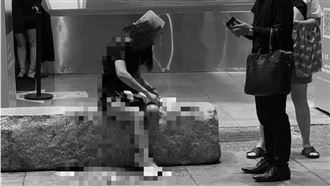 長髮妹慘遭糞洗　網友爆料她借錢跑趴