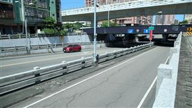 台中五權地下道填平工程開工（1）台中鐵路高架化完工後，中市府推動地下道填平，其中南區五權路地下道填平工程21日開工，預計民國110年5月完工。（台中市政府提供）中央社記者蘇木春傳真　109年9月21日