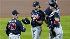 ▲勇士先發投手漢默斯（Cole Hamels）本季初登板就報銷。（圖／美聯社／達志影像）