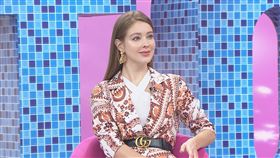 安妮近日上八大綜合台《WTO姐妹會》與各國新住民分享撩妹脫單絕招。圖／八大提供