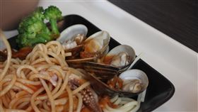 16:9
海鮮 乾麵
圖／攝影者Chi-Hung Lin, Flickr CC License
https://flic.kr/p/QqR1as