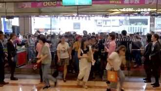 百貨週年慶開跑　櫃姐憂狀況多易遭竊