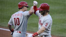 ▲哈波（Bryce Harper）對前東家國民單場雙響砲。（圖／美聯社／達志影像）