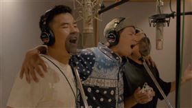 小鬼、柯有倫、竇智孔。（圖／滾石提供）