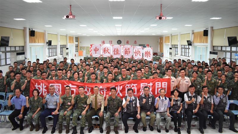 鄭文燦慰問7單位　感謝國軍衛國防災