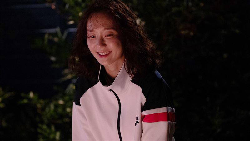 驚傳肋骨骨折！女星吊鋼絲絆到急送醫