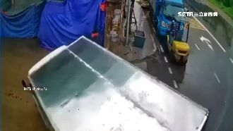 貨車駕駛甩尾神入庫　專家一句話警告