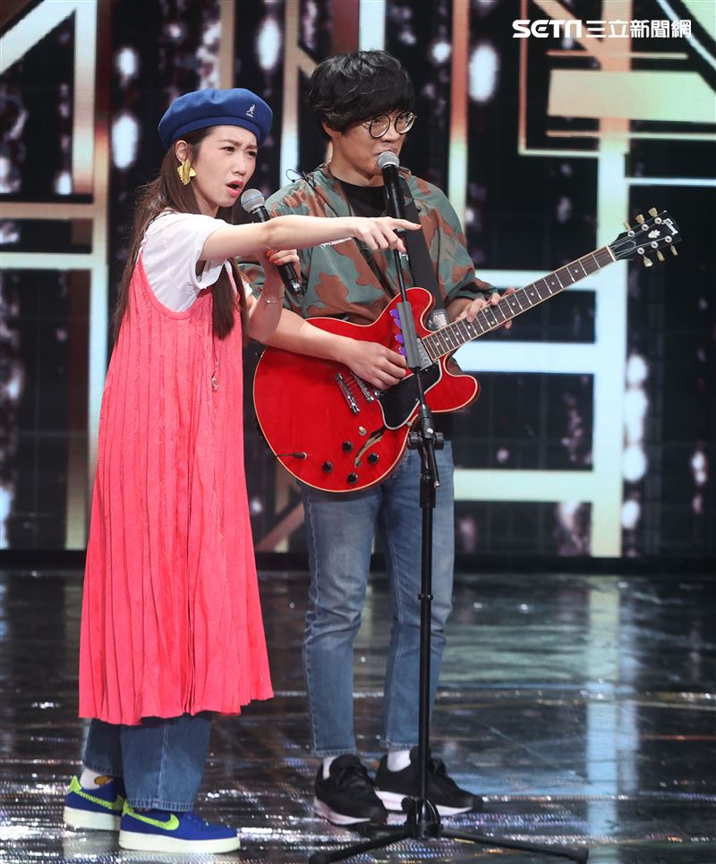 「第55屆電視金鐘獎」主持人盧廣仲、Lulu彩排。（記者邱榮吉/攝影）