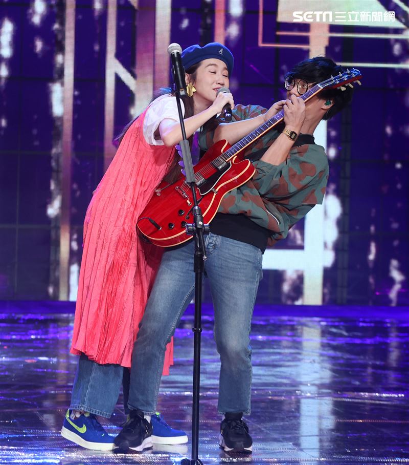 「第55屆電視金鐘獎」主持人盧廣仲、Lulu彩排。（記者邱榮吉/攝影）